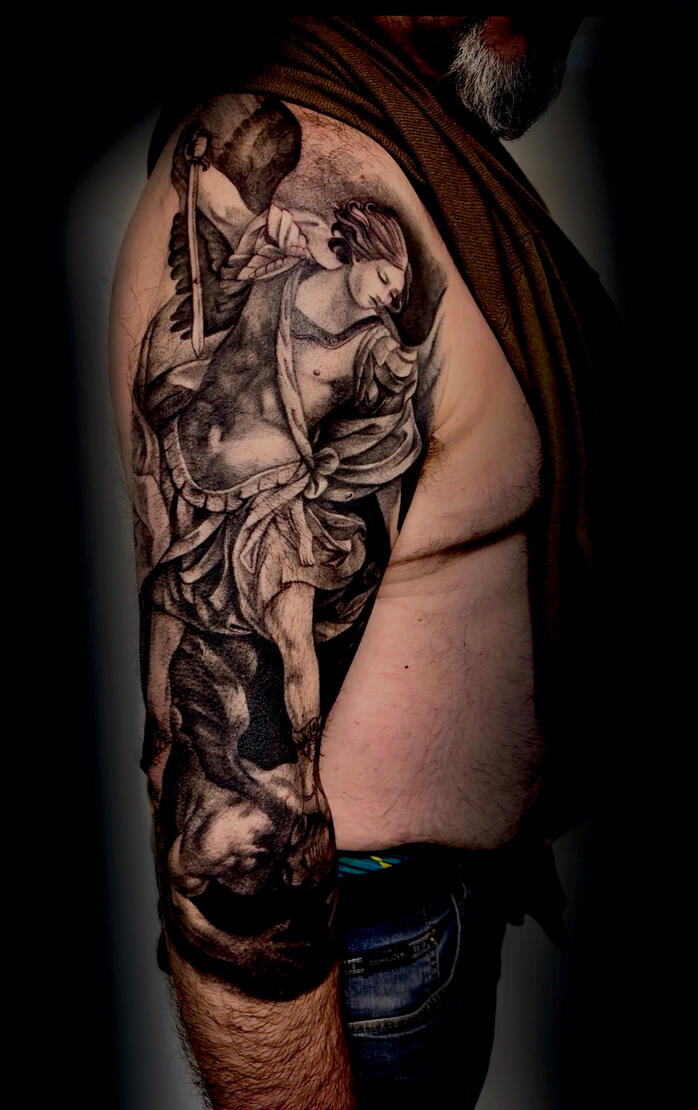 Tatouage en style réaliste
